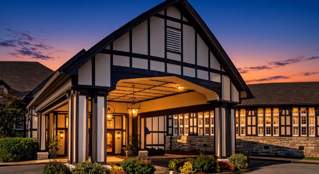 Chattanooga Golf & Country Club in Chattanooga, TN - view of Clubhouse
