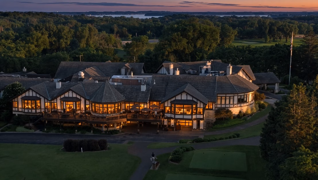 Wayzata Country Club in Wayzata, MN - view of Clubhouse
