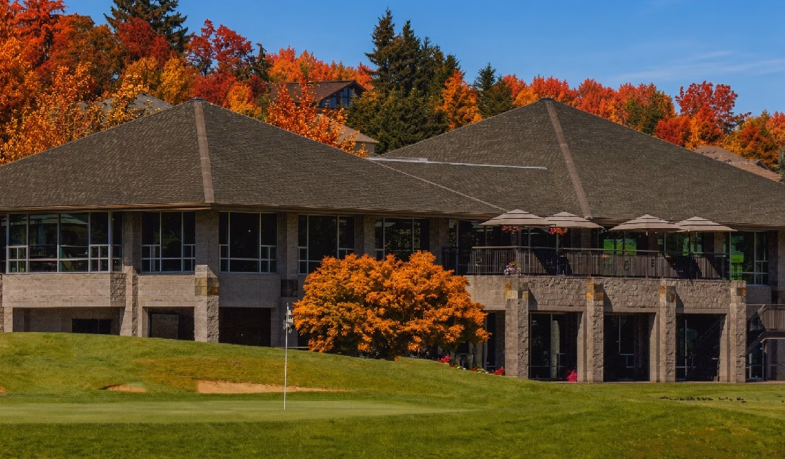 Creekside Golf Club in Salem, OR - view of Clubhouse
