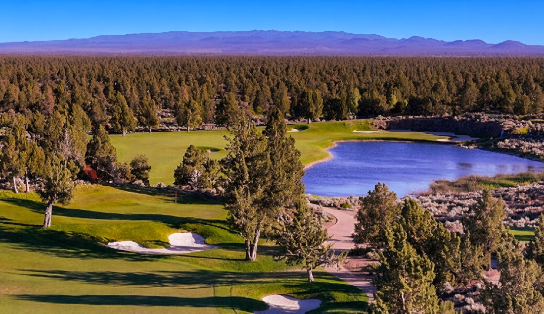 Pronghorn Club in Bend, OR - view of golf course
