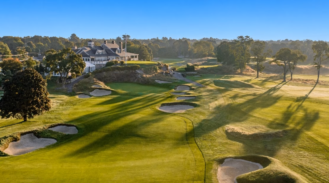 Tedesco Country Club in Marblehead, MA - view of Clubhouse
